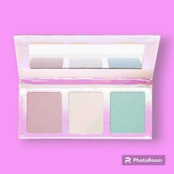 Essence Go for the Glow Highlighter Palette - Picture 1 of 5